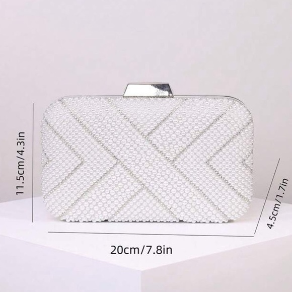Elegant Beaded Clutch Bag - Picture 8 of 8